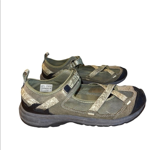 Women’s Lands End Mesh / Suede Summer Hiking Shoe. Size 7B - Picture 1 of 11